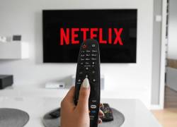 Ofrecen 33 mil dólares por ver Netflix y probar colchones
