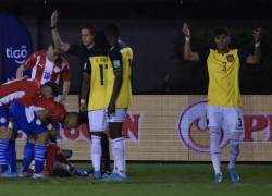 La 'Tricolor' cayó ante Paraguay 3-1. El único gol ecuatoriano llegó gracias a un tiro penal de Jordy Caicedo.