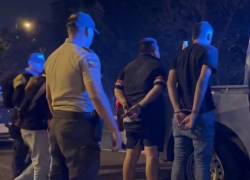 VIDEO: Víctima de secuestro es liberada tras cruce de balas entre policías y captores, en la vía a la Costa