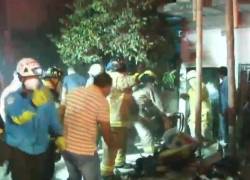 Incendio en el suburbio de Guayaquil ocasiona la muerte de un niño de 6 años