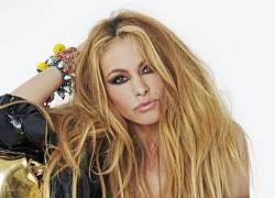 Paulina Rubio estaría al borde de la quiebra