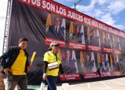 Fotografía de una de las pancartas retiradas por el Municipio.