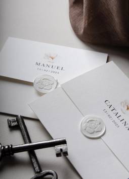 Una invitación de bodas eleva la formalidad y sofisticación de un evento, además, es una oportunidad para transmitir el estilo de la celebración y la personalidad de los protagonistas.