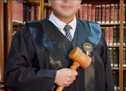 El ex conjuez de la Corte Nacional de Justicia, David J., fue destituido de su cargo en noviembre.