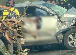 Fotografía que muestra el vehículo en el que se movilizaba el funcionario.