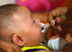 La Iniciativa Regional Voces Ciudadanas expuso su preocupación en cuanto a la política de vacunación contra la neumonía y contra la poliomielitis en Ecuador.