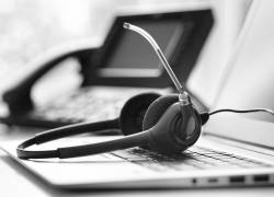 Condenan a 31 personas por extorsiones realizadas desde un call center en Quito