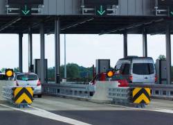 Fotografía referencial de un peaje.