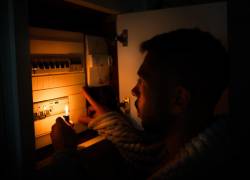 Corte de energía afectó a varios sectores de Guayaquil; CNEL investiga la causa