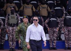 En los patios del Cuartel Modelo y con la presencia del presidente Daniel Noboa, se realizó la entrega de chalecos e insumos al cuerpo de seguridad y vigilancia penitenciaria. Foto: César Muñoz /API