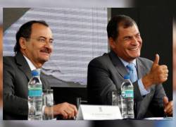 Carlos Pólit y Rafael Correa tenían una excelente relación tanto es así que se felicitaban.