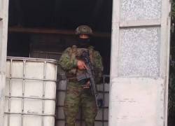 Ocho uniformados conformaban el grupo que extraía ilegalmente hidrocarburos.