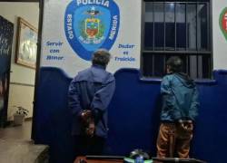 Hermanos quedaron bajo arresto tras celebrar la caída de Maduro.