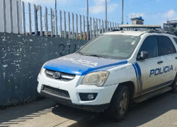 El implicado habría subido a la adolescente en una patrulla, donde presuntamente consumó el delito.