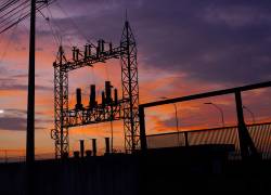 Ecuador enfrenta el estiaje sin electricidad de Colombia: exportaciones están en cero
