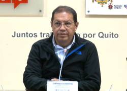 Santiago Guarderas dice que servicios municipales corren serio peligro