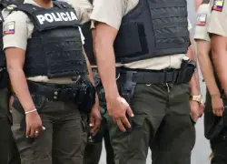 La participación de los dos servidores policiales en el asesinato ocurrió la madrugada del 30 de agosto de 2025.