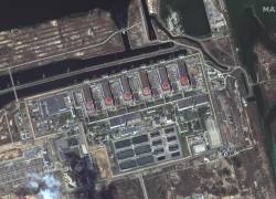 Esta imagen satelital del folleto, cortesía de Maxar Technologies, publicada el 19 de agosto de 2022, muestra la planta de energía nuclear de Zaporizhzhia, situada en el área controlada por Rusia de Enerhodar, en el este de Ucrania.