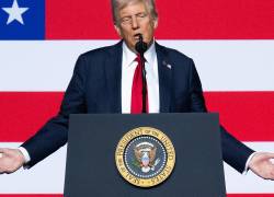 El presidente de Estados Unidos, Donald Trump, se dirige a altos oficiales militares reunidos en la Base del Cuerpo de Marines Quantico en Quantico, Virginia, el 30 de septiembre de 2025.