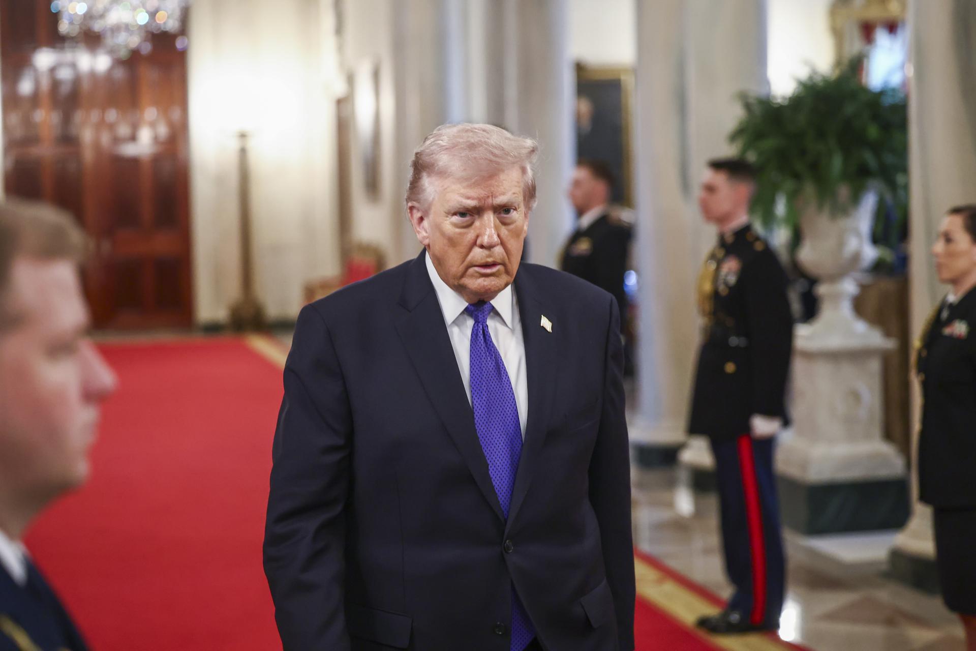 Trump habla de una "gran oleada" de ataques 