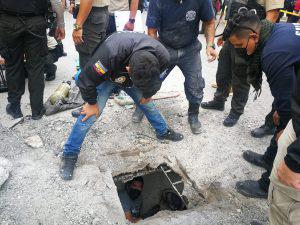 $!Lo que se descubrió en el túnel cavado por 'Los Topos' para robar un banco en Santa Elena