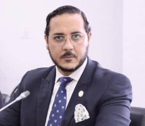 David Norero reconoce intercambios de mensajes con la pareja de José Serrano por el caso Villavicencio