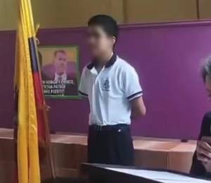Gobierno niega que se hayan promovido juramentos estudiantiles a favor de Noboa y Erik Prince