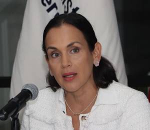 Inés Manzano interviene por primera vez en juicio político y dice que no hay sustento legal para censurarla