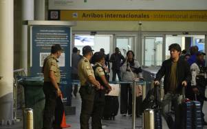 El hecho ocurrió cerca de las 18:00 en la salida de la zona de arribos internacionales.