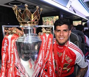 Piero Hincapié, campeón de la Premier League con el Arsenal.