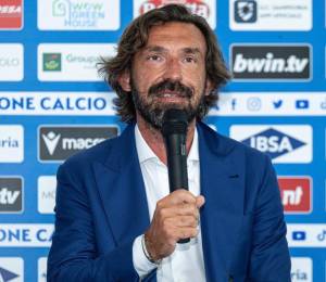 Andrea Pirlo, director técnico italiano.
