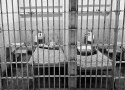 Condenan a nueve años de prisión a hombre por abuso sexual contra su nieta en Ecuador.