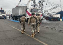El Bloque de Seguridad a través de la Armada del Ecuador, con personal de la Capitanía de Puerto de Manta, realiza operaciones militares de control marítimo en puertos pesqueros y muelles artesanales este martes.