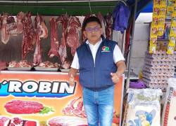 El comunicador Robinson Del Pezo fue asesinado en el mercado del cantón La Libertad.