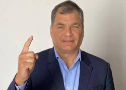 Rafael Correa habla sobre pedido de Ecuador a México para detener a Glas.