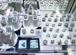 La mayor parte de la mercancía robada aún no ha sido recuperada.