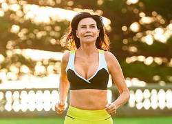 Tiene 74 años y aparenta ser menor. Lleva 3 décadas sin comer azucar