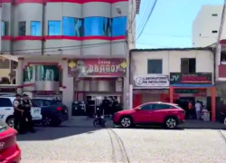 Un hombre disparó en varias ocasiones a tres comensales de un chifa.