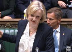 Primera ministra británica Liz Truss renuncia a su cargo, después de 45 días en el poder