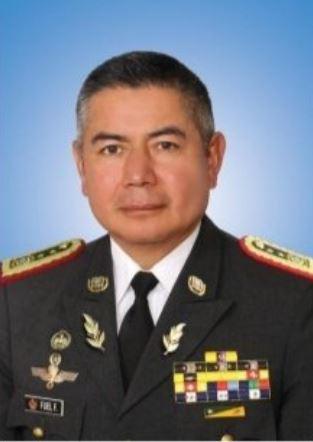 $!Alto mando militar de las FF.AA. toma posesión: biografía de los nuevos comandantes