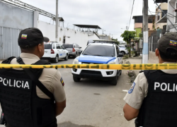 Al menos doce sujetos armados llegaron hasta el exterior de una vivienda. Foto referencial: API