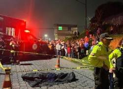 Agentes de la Dinased y de Criminalística levantaron evidencias en el lugar.