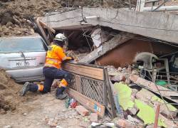 Gobierno anuncia evacuación de unas 600 viviendas por deslizamiento y otras acciones en Alausí