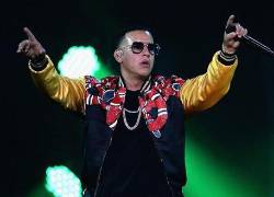 El artista puertorriqueño anunció que se retira de la música luego de 32 años de carrera.