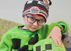 Kevin, fan de Minecraft, cumplió su sueño de ver la película antes de fallecer, gracias a la solidaridad de estudios y actores.