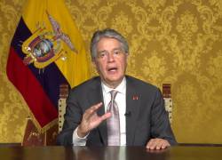 Ecuador reduce aforos y exige vacunación completa ante variante Ómicron del COVID 19