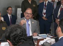 El ministro del Interior, John Reimberg, y el comandante general de la Policía Nacional, Pablo Vinicio Dávila.