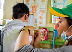 Las madres y padres de familia, podrán llevar a sus hijos a cualquiera de los 1.900 centros de salud.