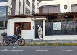 Fachada de la embajada cubana, ubicada en la ciudad de Quito.