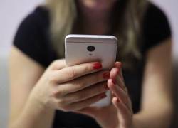 El archivo se difunde a través de redes sociales, plataformas de mensajería y enlaces públicos.